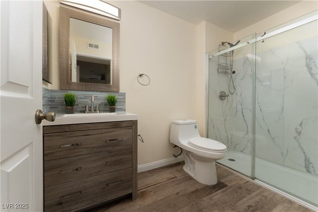 3318 North DECATUR Boulevard 2143, Las Vegas, NV 89130