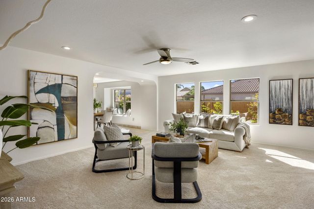 26231 N 41ST Way, Phoenix, AZ 85050