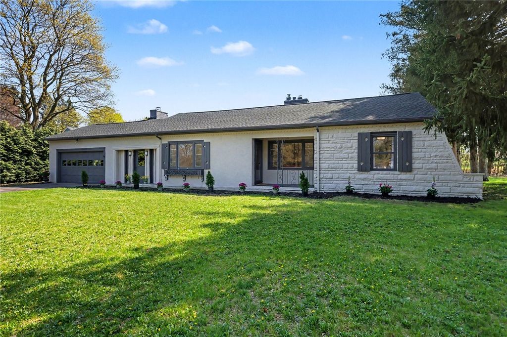 239 Fairport Road, Pittsford, NY 14450