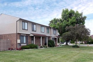 17088 Kingsbrooke Drive, Clinton Township, MI 48038