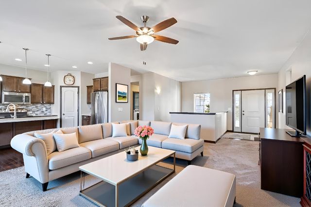 1610 Rocky Ridge Road, Cedar Falls, IA 50613