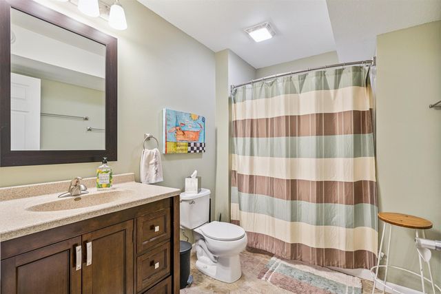 1610 Rocky Ridge Road, Cedar Falls, IA 50613