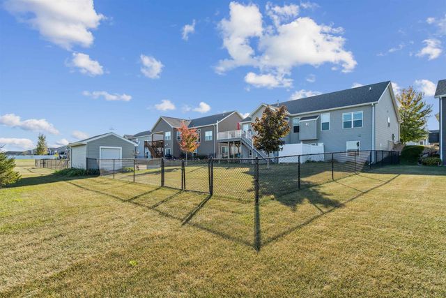 1610 Rocky Ridge Road, Cedar Falls, IA 50613