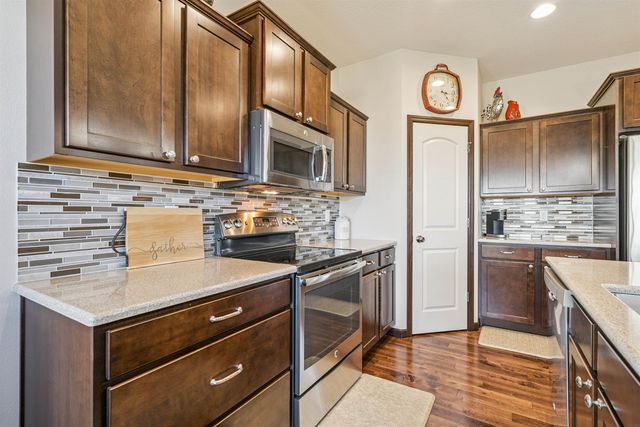 1610 Rocky Ridge Road, Cedar Falls, IA 50613