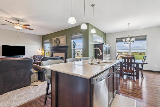 1610 Rocky Ridge Road, Cedar Falls, IA 50613