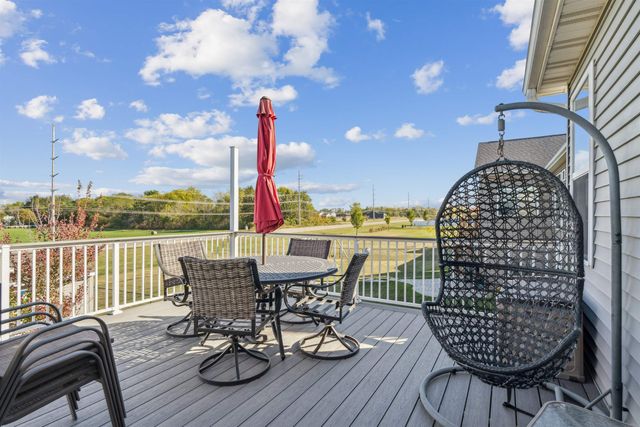 1610 Rocky Ridge Road, Cedar Falls, IA 50613