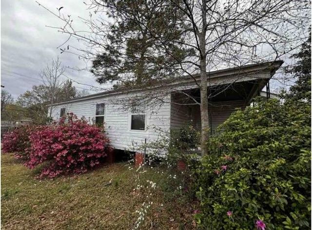 912 Dennis, Leesville, LA 71446