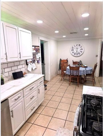 2378 Willowdale Street, Mobile, AL 36605