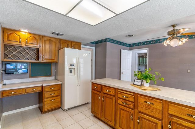 305 S SWEETWATER BOULEVARD, Longwood, FL 32779