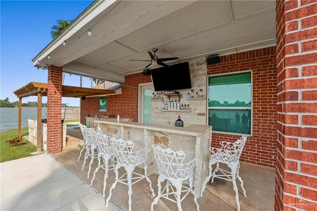 607 Fisherman's Wharf, La Joya, TX 78560