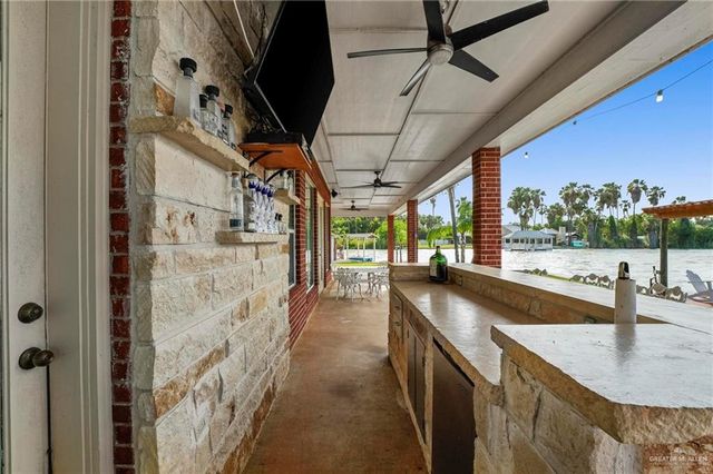 607 Fisherman's Wharf, La Joya, TX 78560