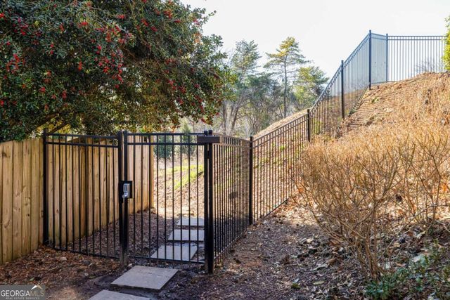 204 Ansley Villa Drive NE, Atlanta, GA 30324