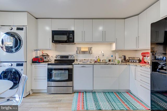 11621 NEWBRIDGE CT, Reston, VA 20191