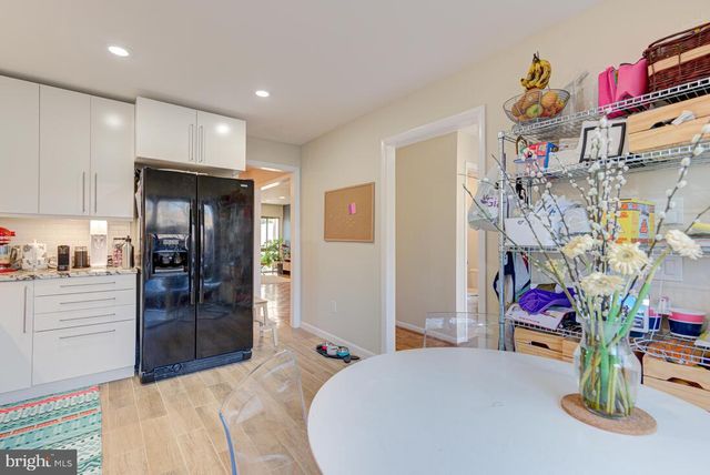 11621 NEWBRIDGE CT, Reston, VA 20191