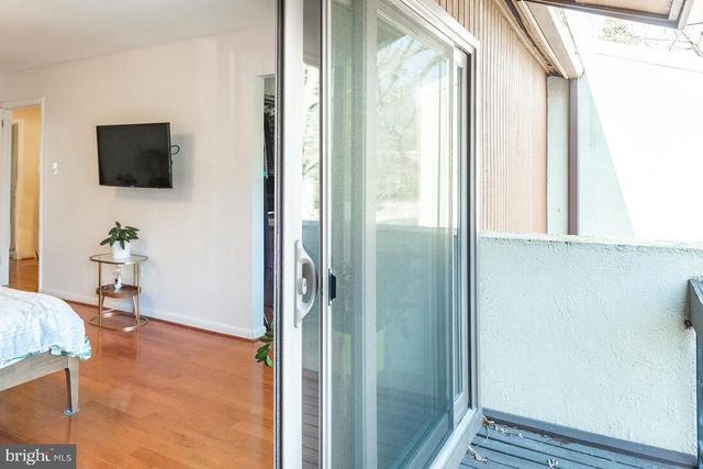 11621 NEWBRIDGE CT, Reston, VA 20191