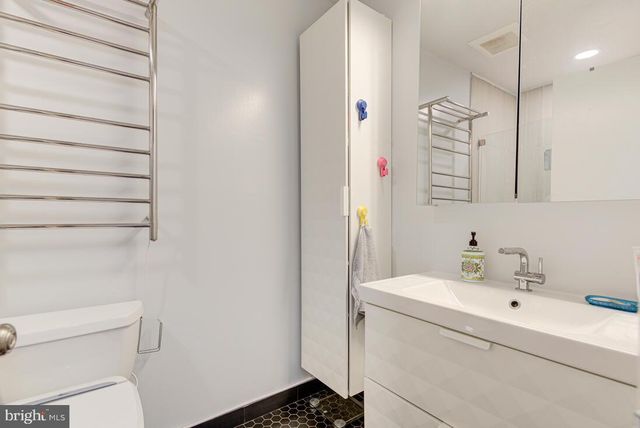 11621 NEWBRIDGE CT, Reston, VA 20191