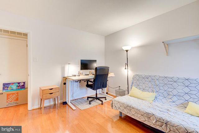 11621 NEWBRIDGE CT, Reston, VA 20191