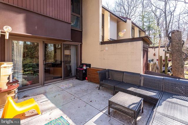 11621 NEWBRIDGE CT, Reston, VA 20191