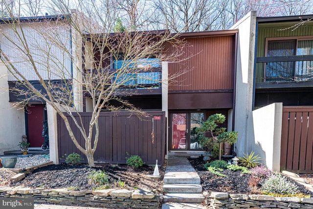 11621 NEWBRIDGE CT, Reston, VA 20191