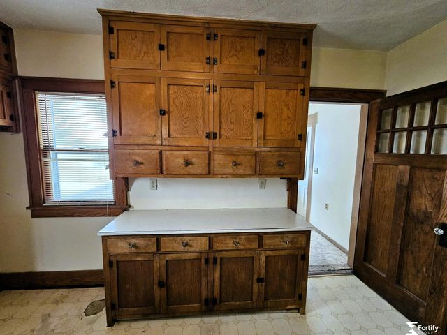 815 S Main Street, Wilber, NE 68465