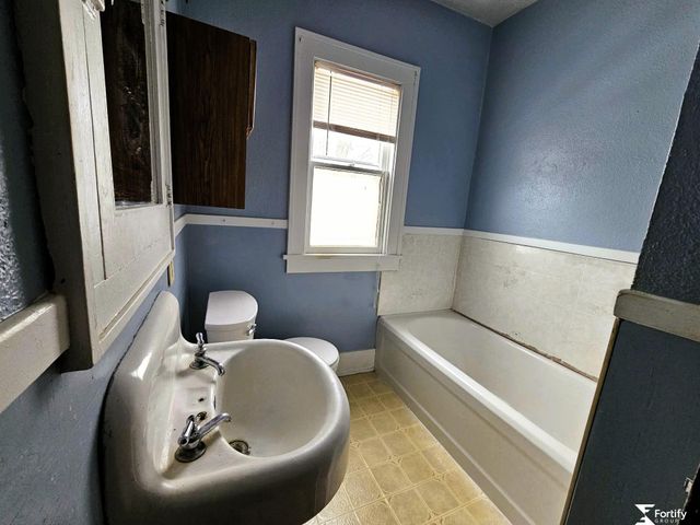 815 S Main Street, Wilber, NE 68465