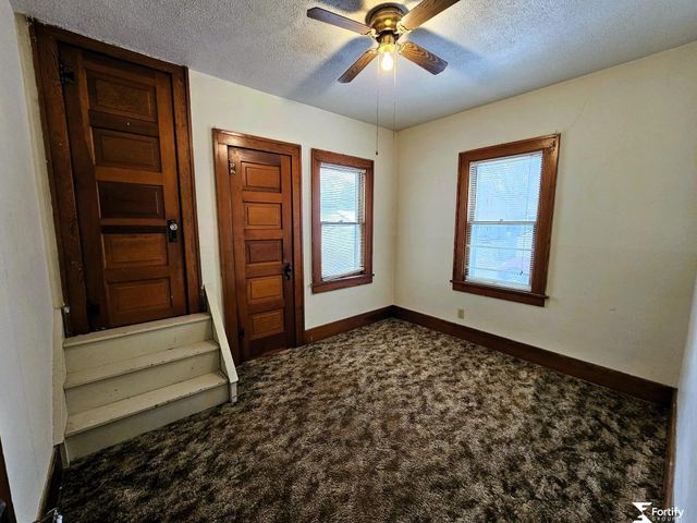 815 S Main Street, Wilber, NE 68465