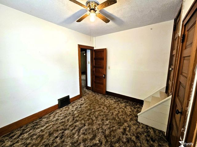 815 S Main Street, Wilber, NE 68465