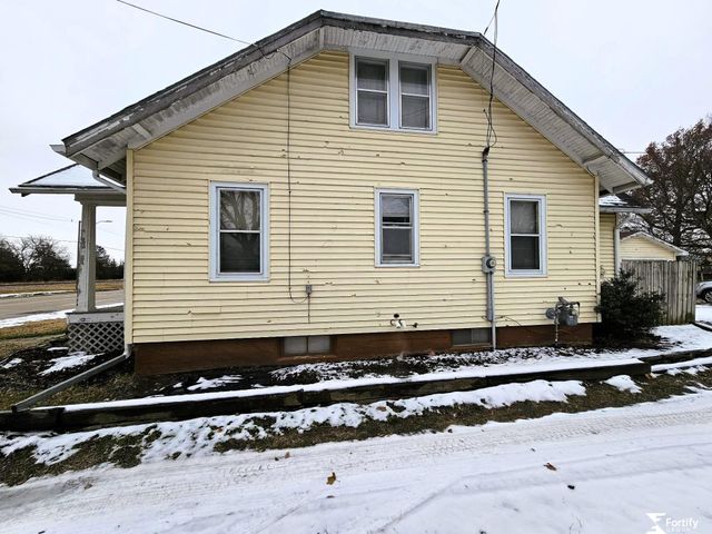 815 S Main Street, Wilber, NE 68465