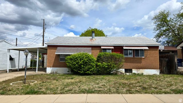 4352 S 125 W, Washington Terrace, UT 84405