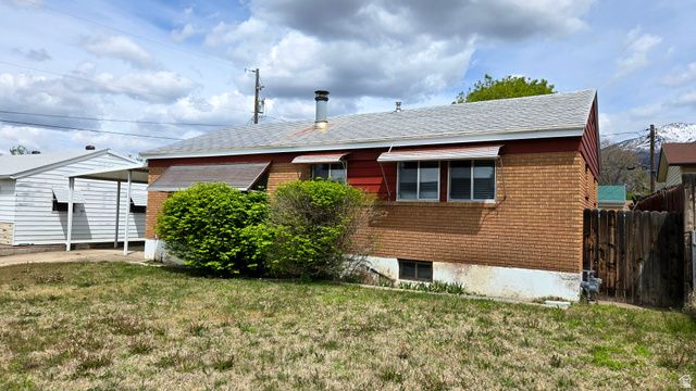 4352 S 125 W, Washington Terrace, UT 84405