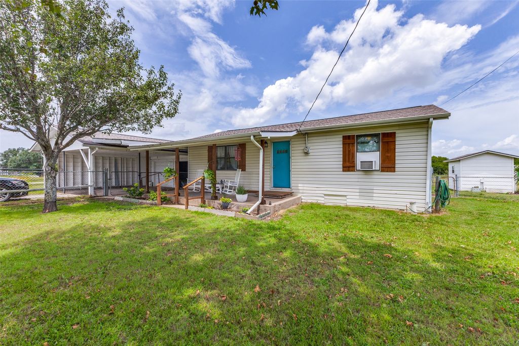 7811 FM 35, Royse City, TX 75189