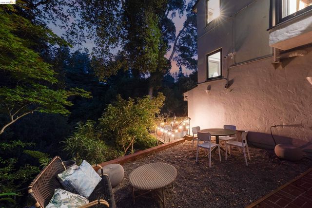 6048 Chelton Dr, Oakland, CA 94611