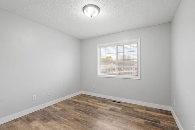 4611 Blaine Avenue 1308, Inver Grove Heights, MN 55076