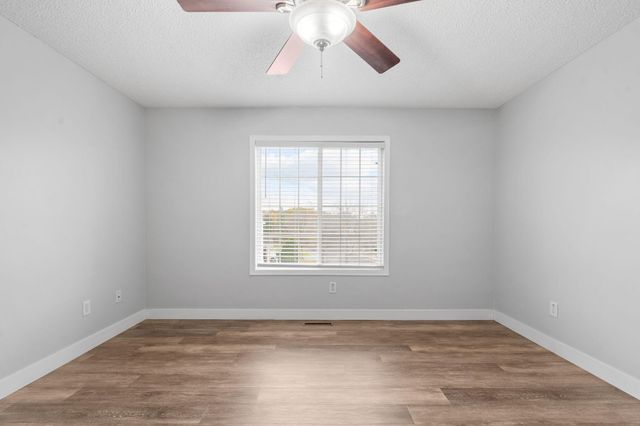 4611 Blaine Avenue 1308, Inver Grove Heights, MN 55076