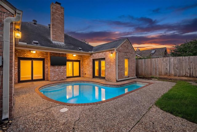 12222 Gladewick Drive, Houston, TX 77077