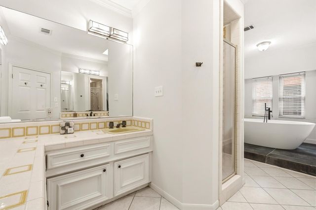 12222 Gladewick Drive, Houston, TX 77077