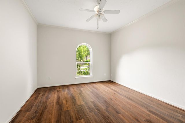 12222 Gladewick Drive, Houston, TX 77077
