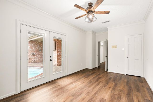 12222 Gladewick Drive, Houston, TX 77077