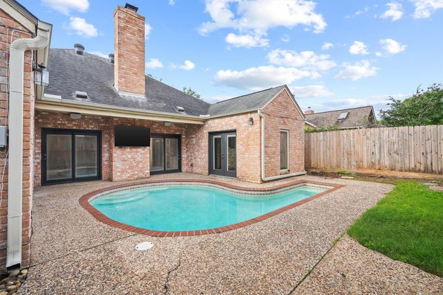 12222 Gladewick Drive, Houston, TX 77077