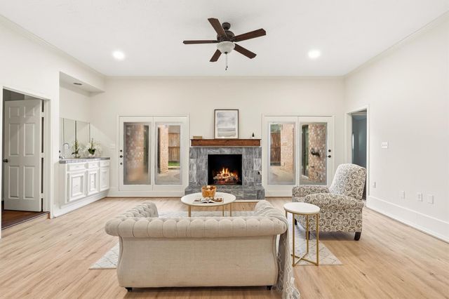 12222 Gladewick Drive, Houston, TX 77077