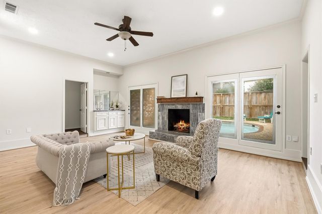 12222 Gladewick Drive, Houston, TX 77077