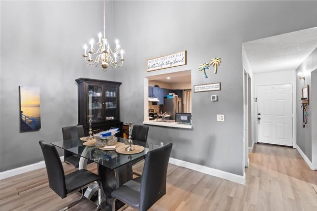 402 Lakeview Drive E, Royal Palm Beach, FL 33411