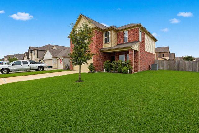 128 Shining Point Drive, Waller, TX 77484