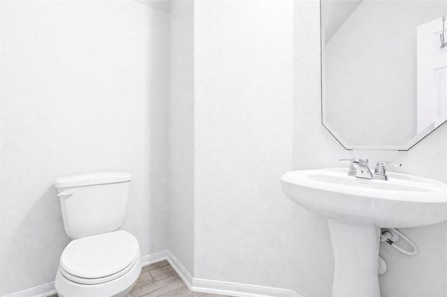 128 Shining Point Drive, Waller, TX 77484