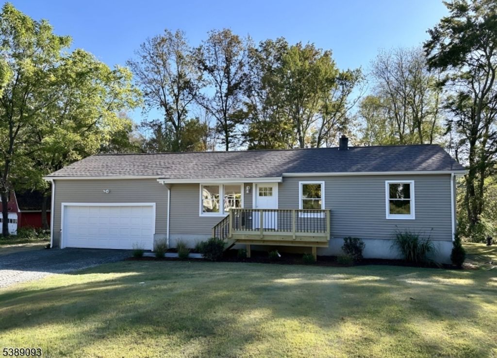 2 W Shaytown Rd, Sandyston Twp., NJ 07827