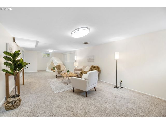 1415 Ne 58TH Ave, Portland, OR 97213