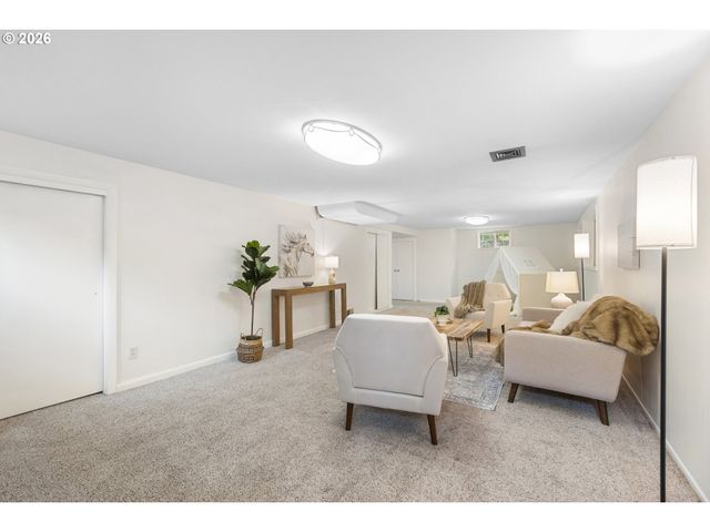 1415 Ne 58TH Ave, Portland, OR 97213