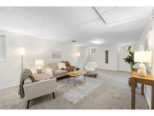 1415 Ne 58TH Ave, Portland, OR 97213