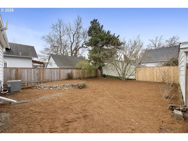 1415 Ne 58TH Ave, Portland, OR 97213