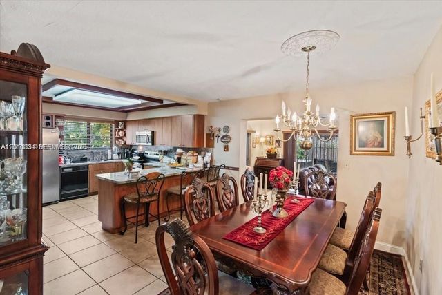 6385 SW 25th St, Miami, FL 33155